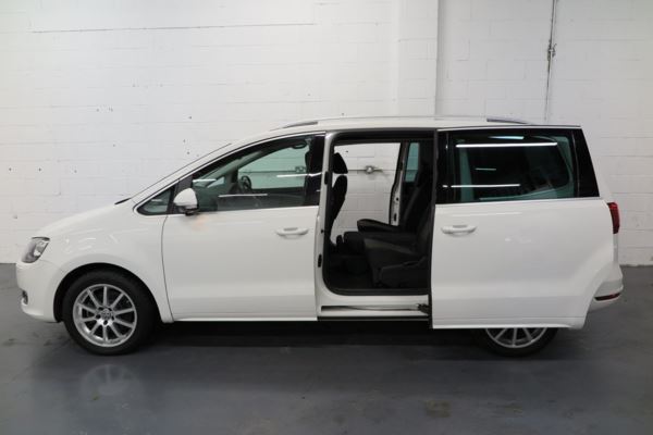 2011 (11) Volkswagen Sharan 1.4 TSI BlueMotion Tech SE 5dr DSG For Sale In Nelson, Lancashire