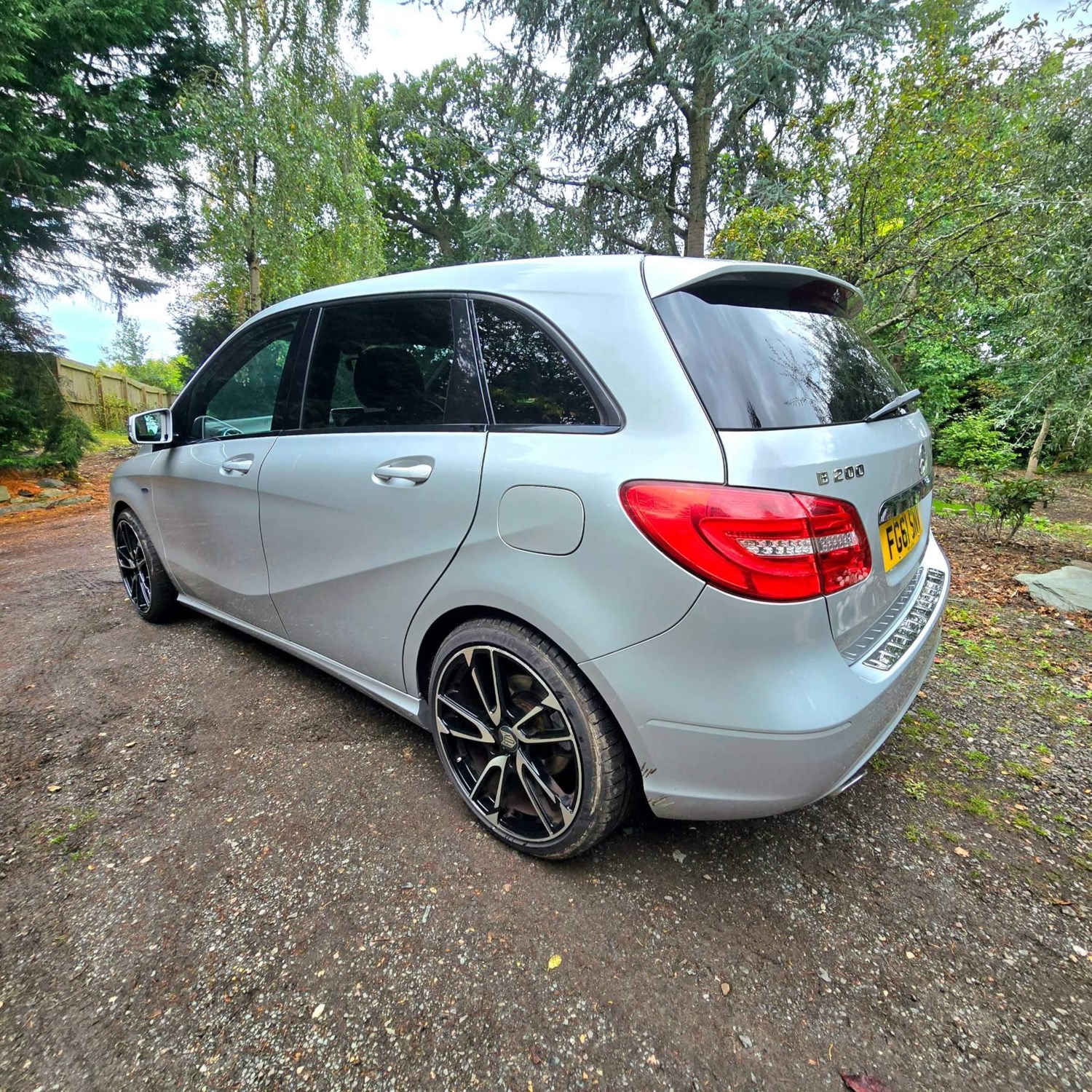 Mercedes-Benz B-Class Listing Image