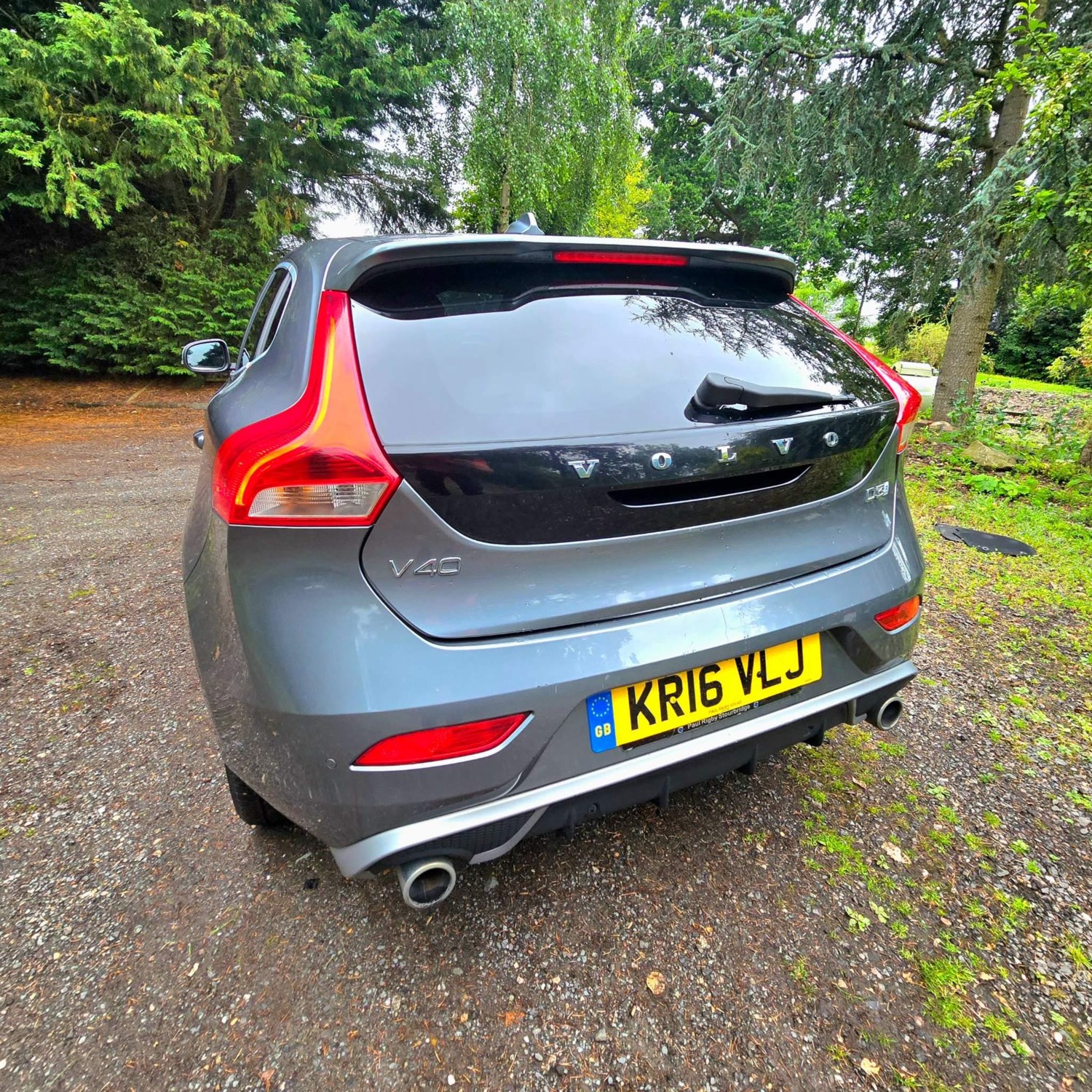 Volvo V40 Listing Image