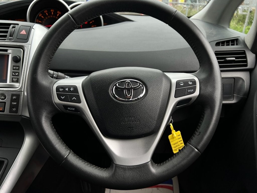 Toyota Verso Listing Image