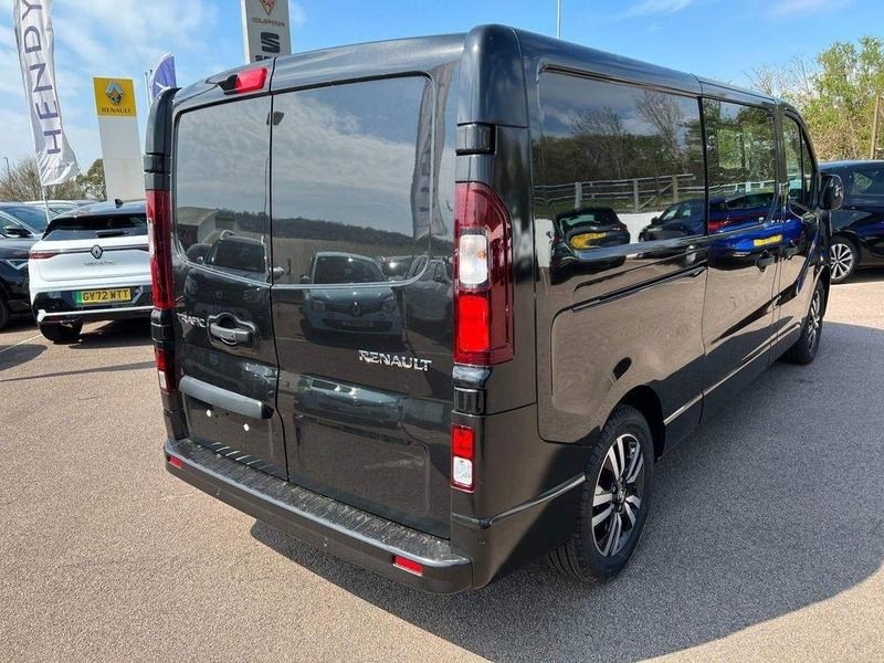 Renault Trafic Listing Image