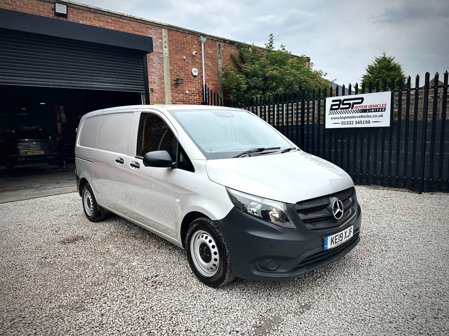 Mercedes-Benz Vito Listing Image