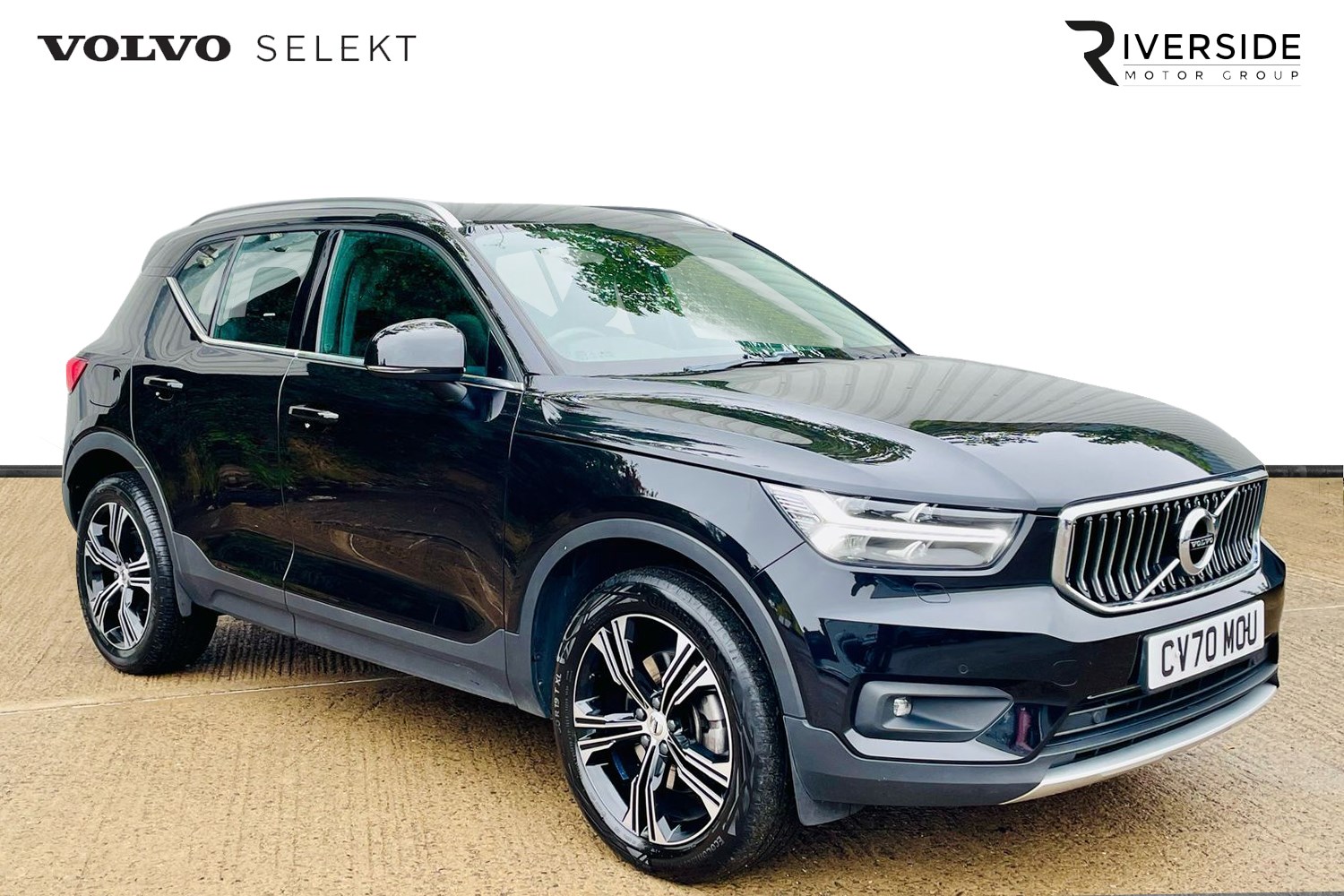 Volvo XC40 Listing Image