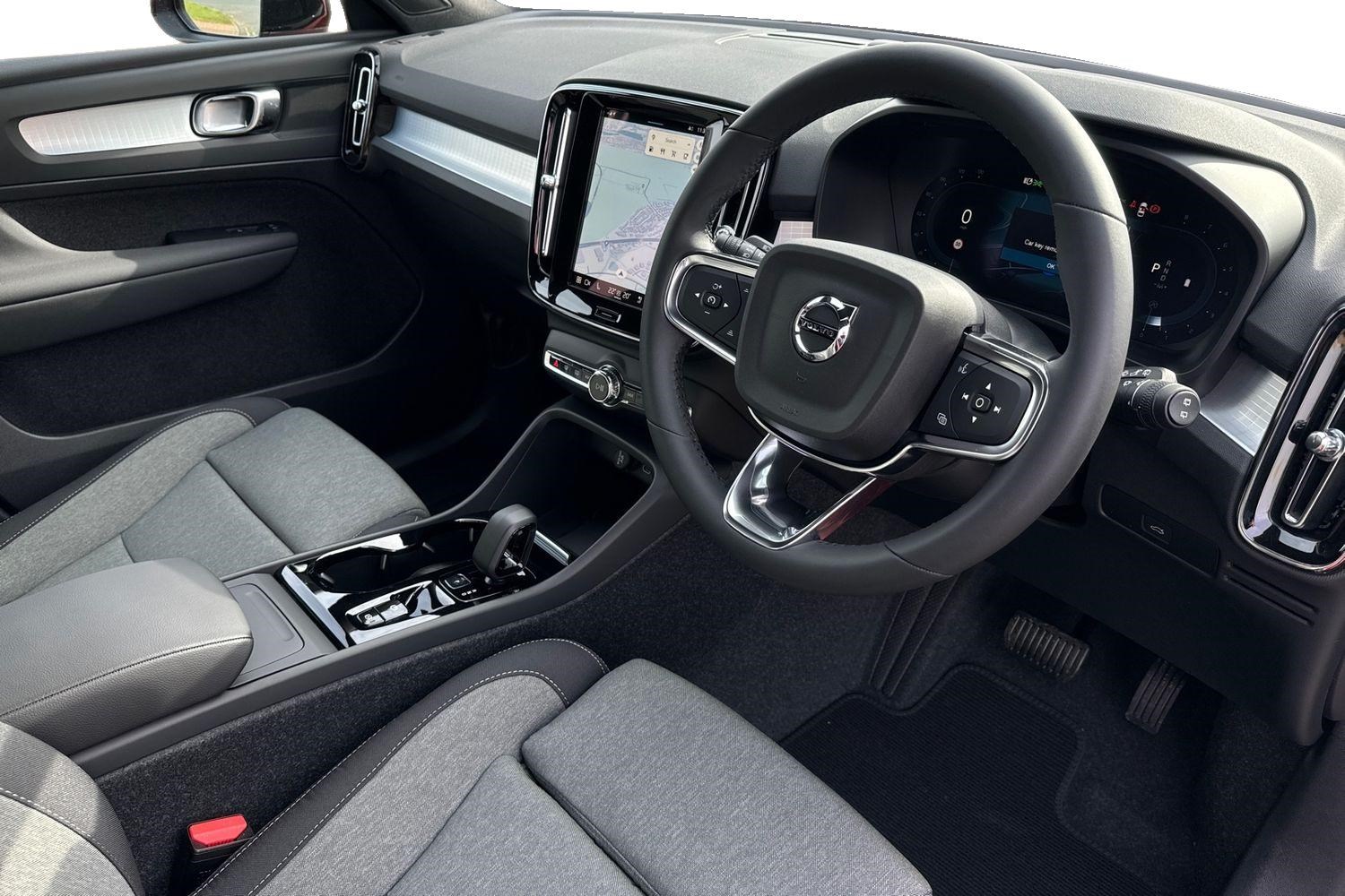 Volvo XC40 Listing Image