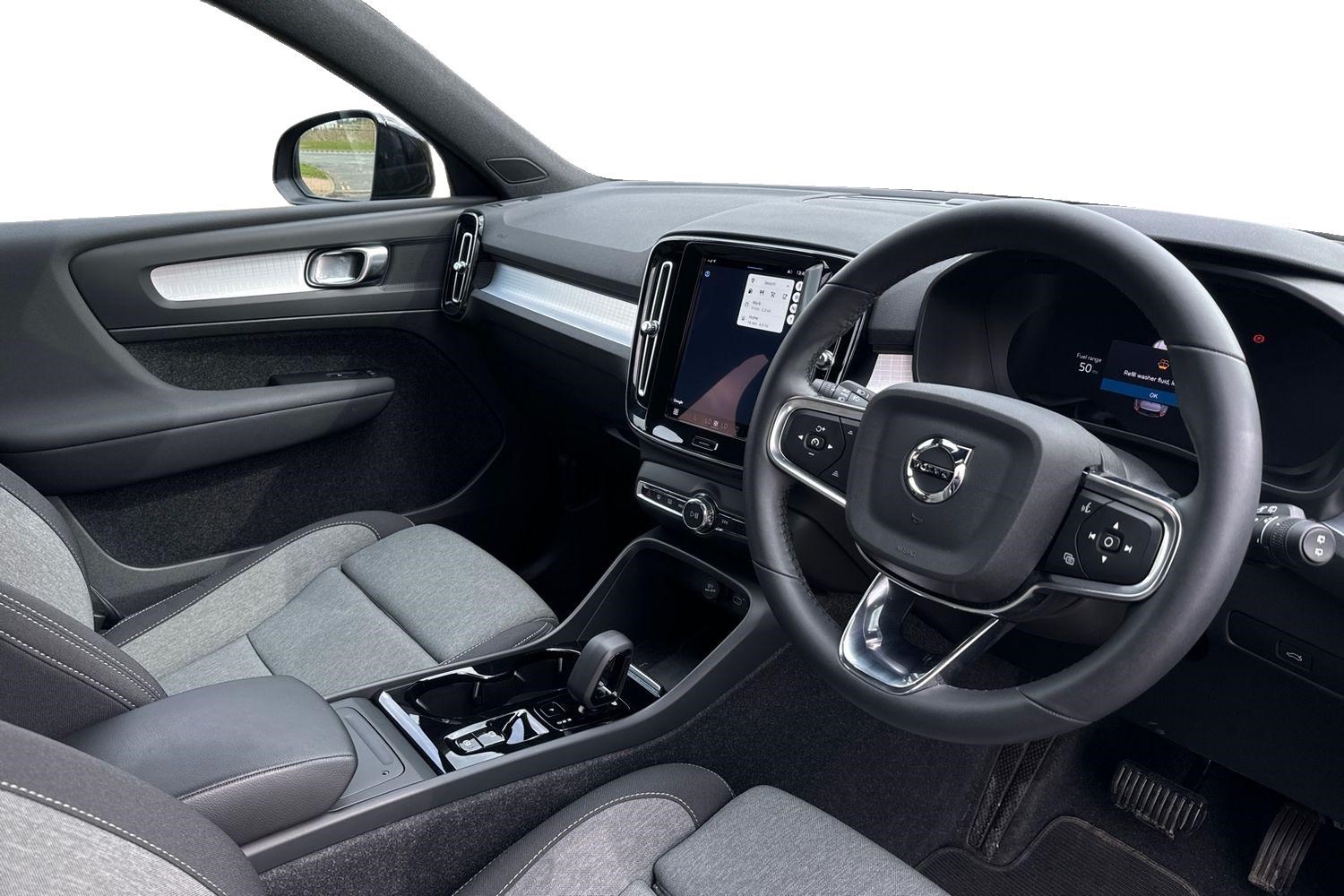 Volvo XC40 Listing Image