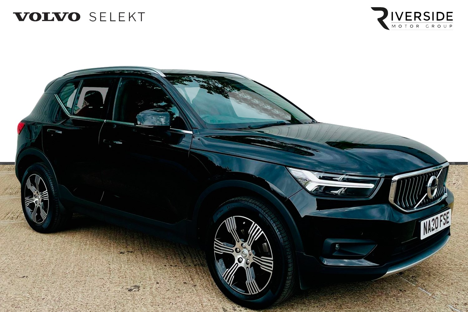 Volvo XC40 Listing Image