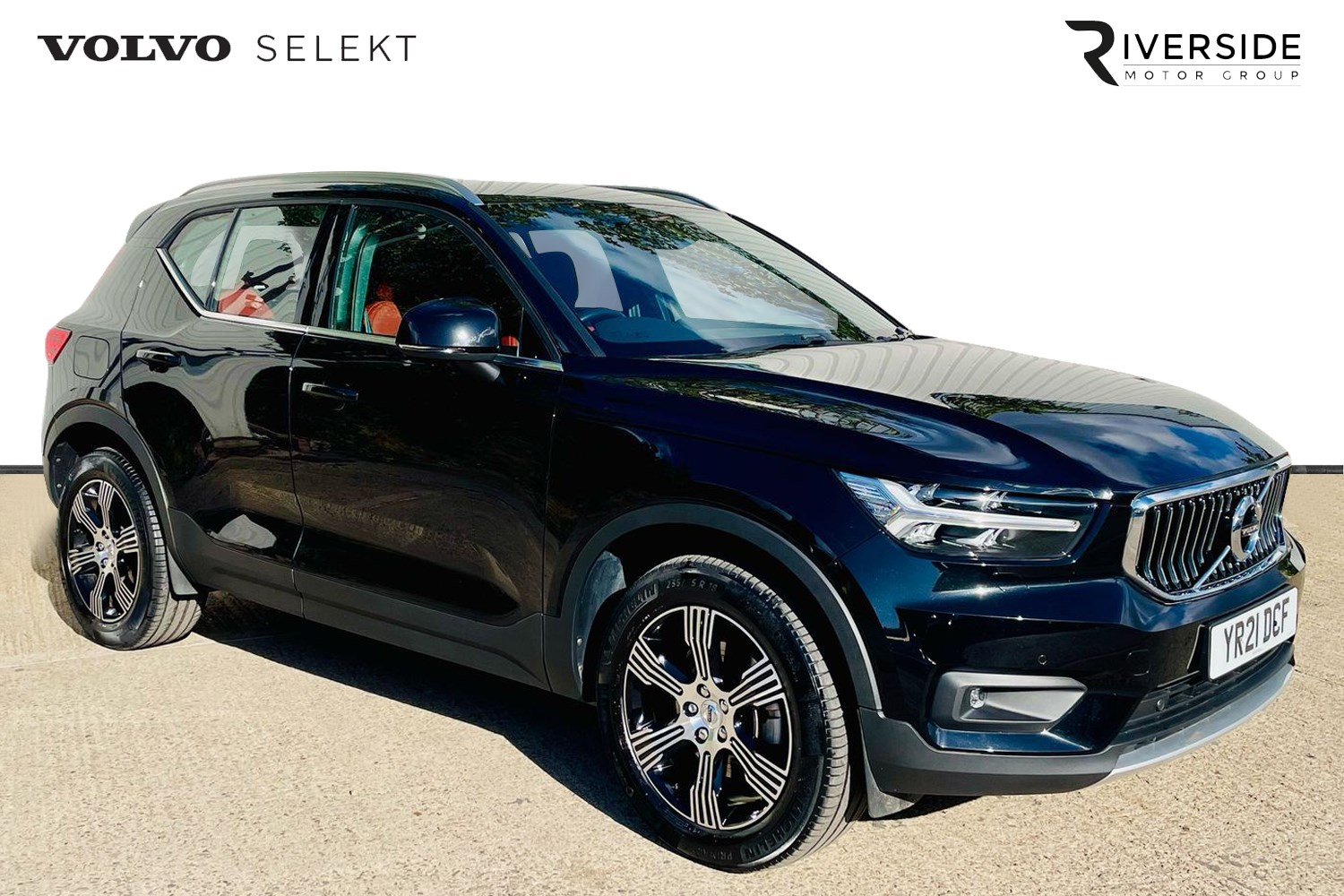 Volvo XC40 Listing Image