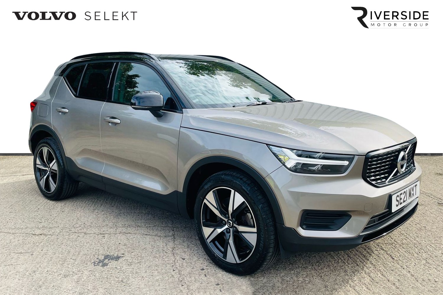 Volvo XC40 Listing Image