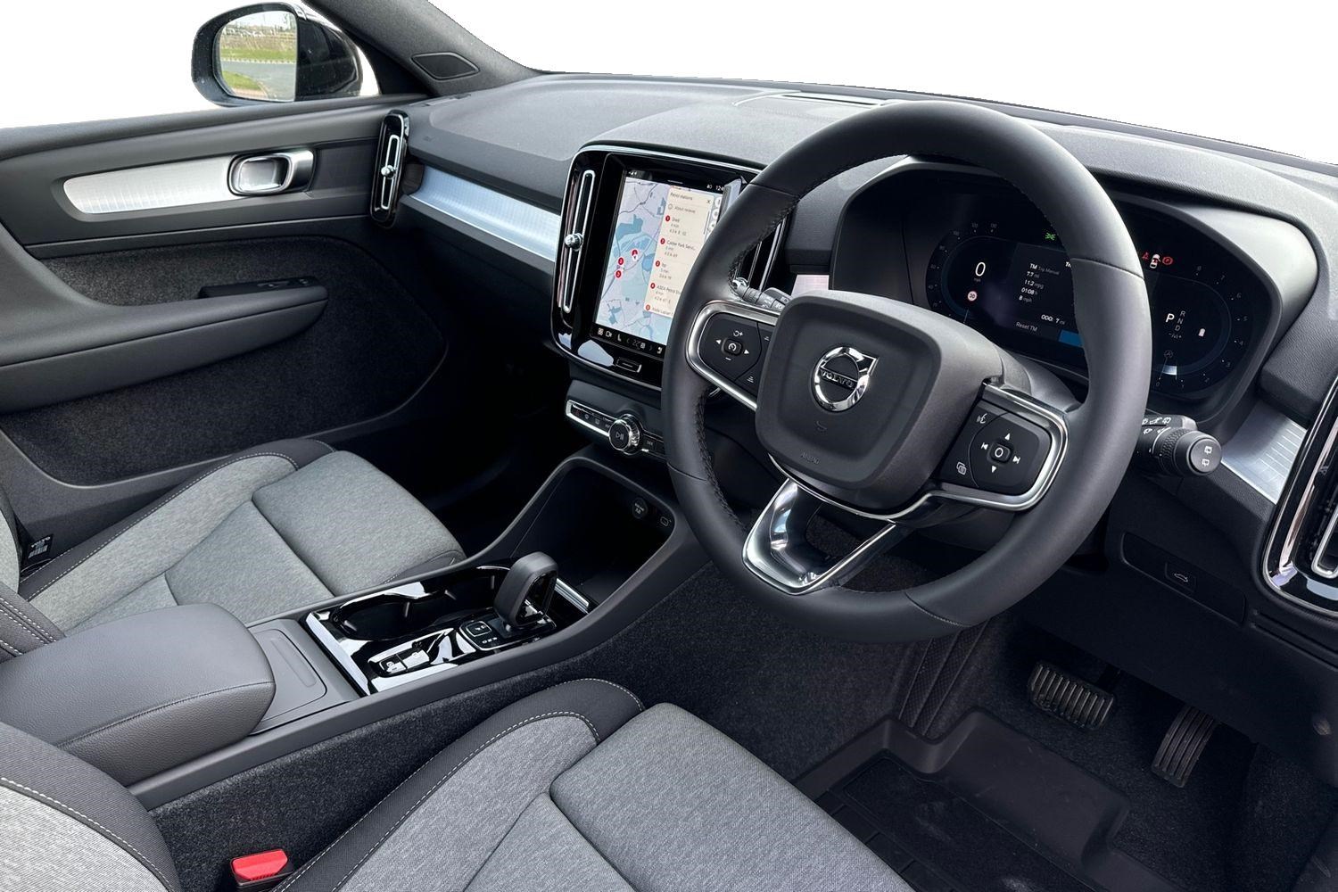 Volvo XC40 Listing Image