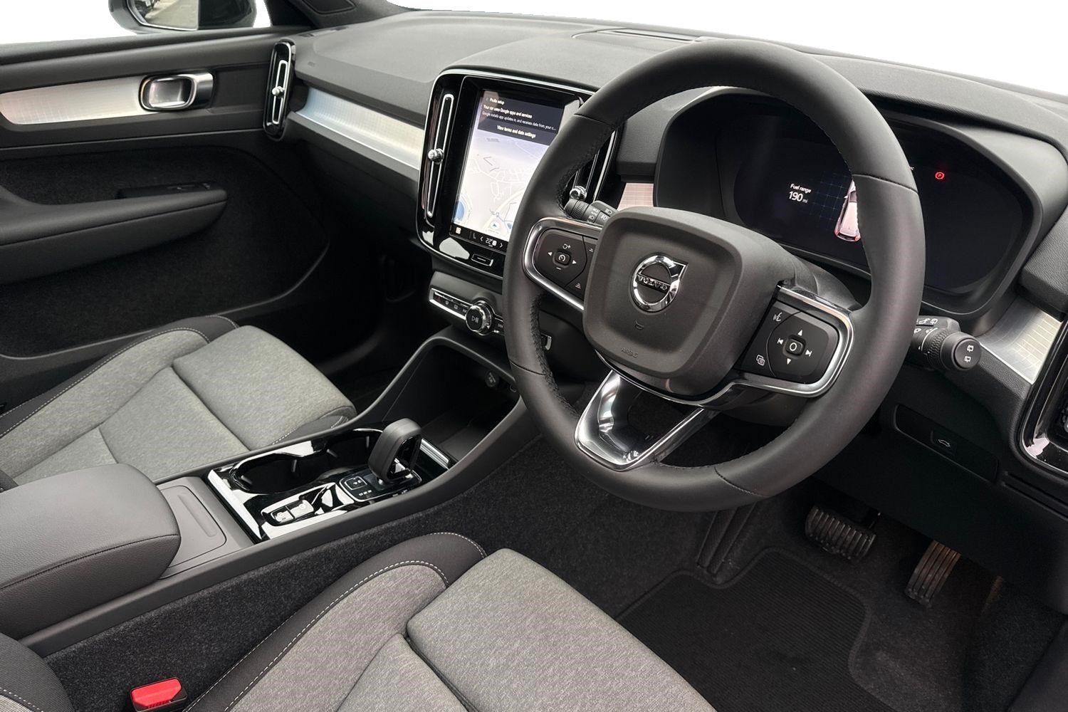 Volvo XC40 Listing Image