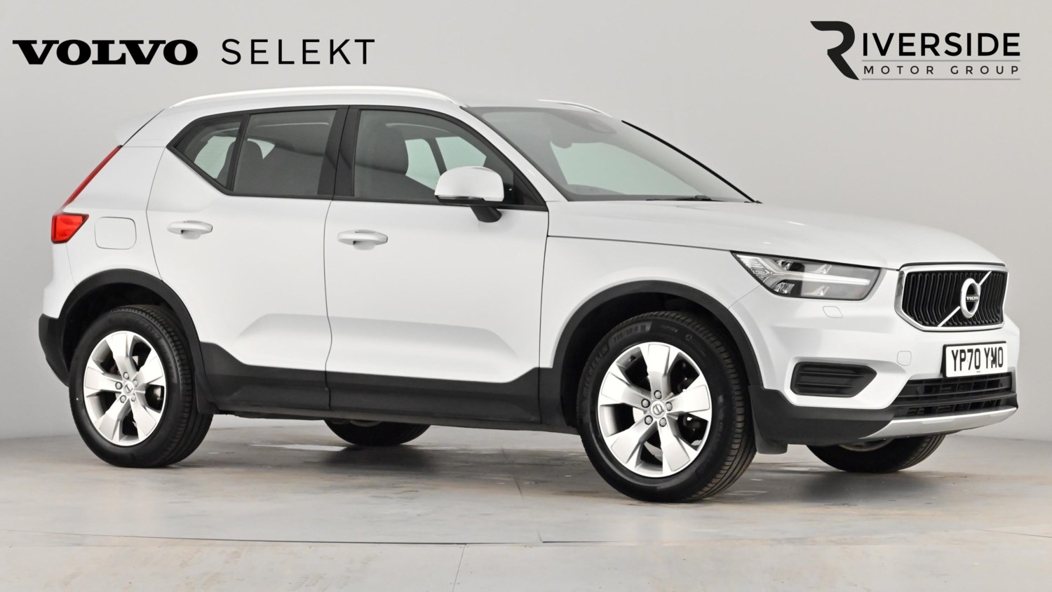 Volvo XC40 Listing Image