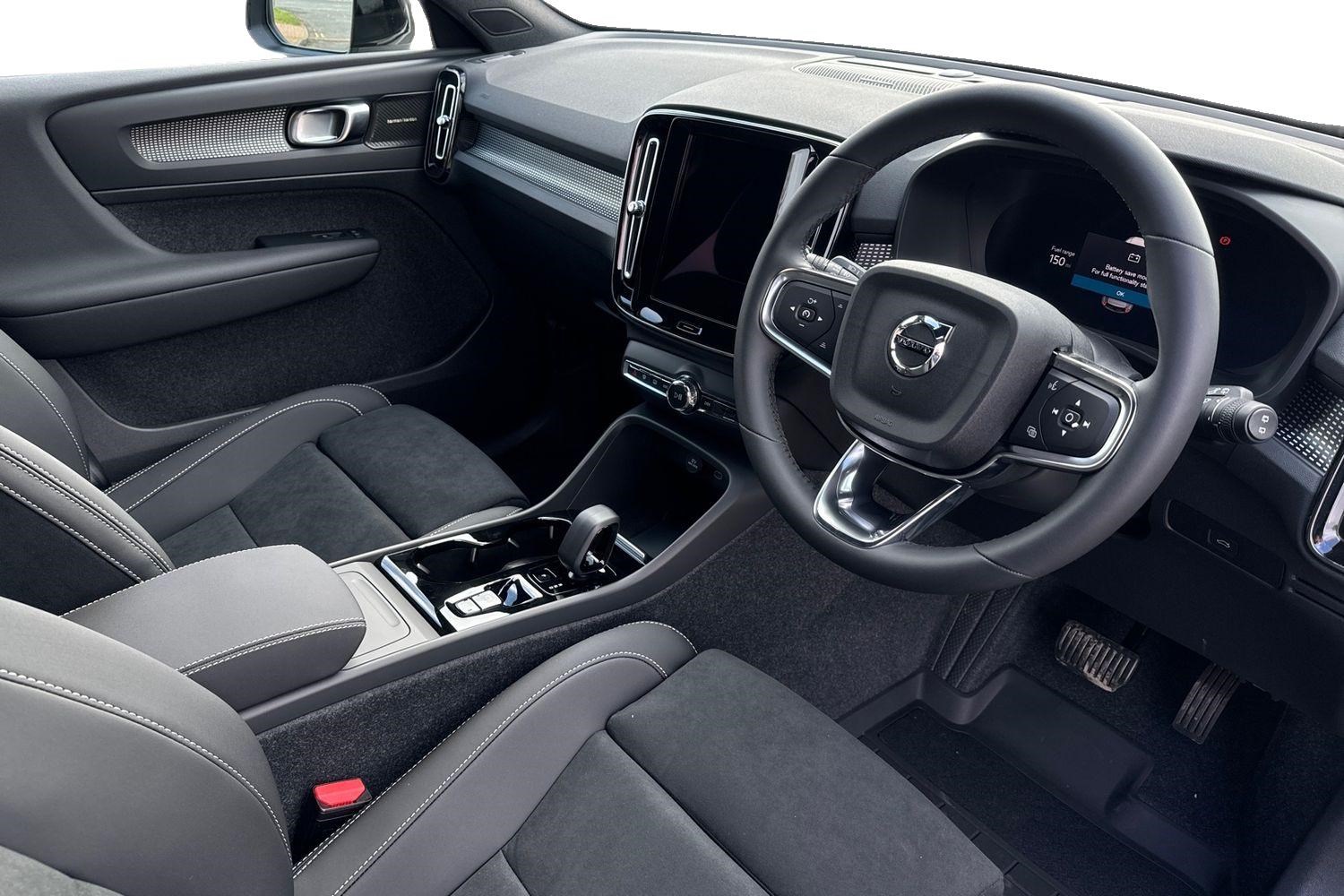 Volvo XC40 Listing Image