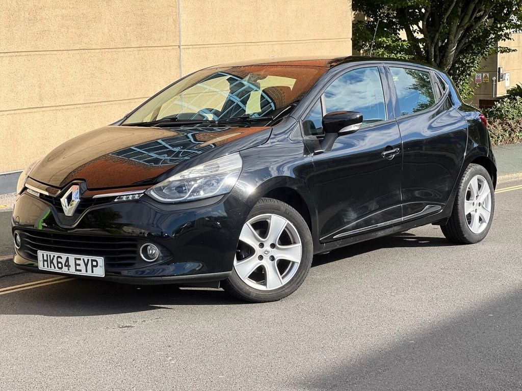 Renault Clio Listing Image