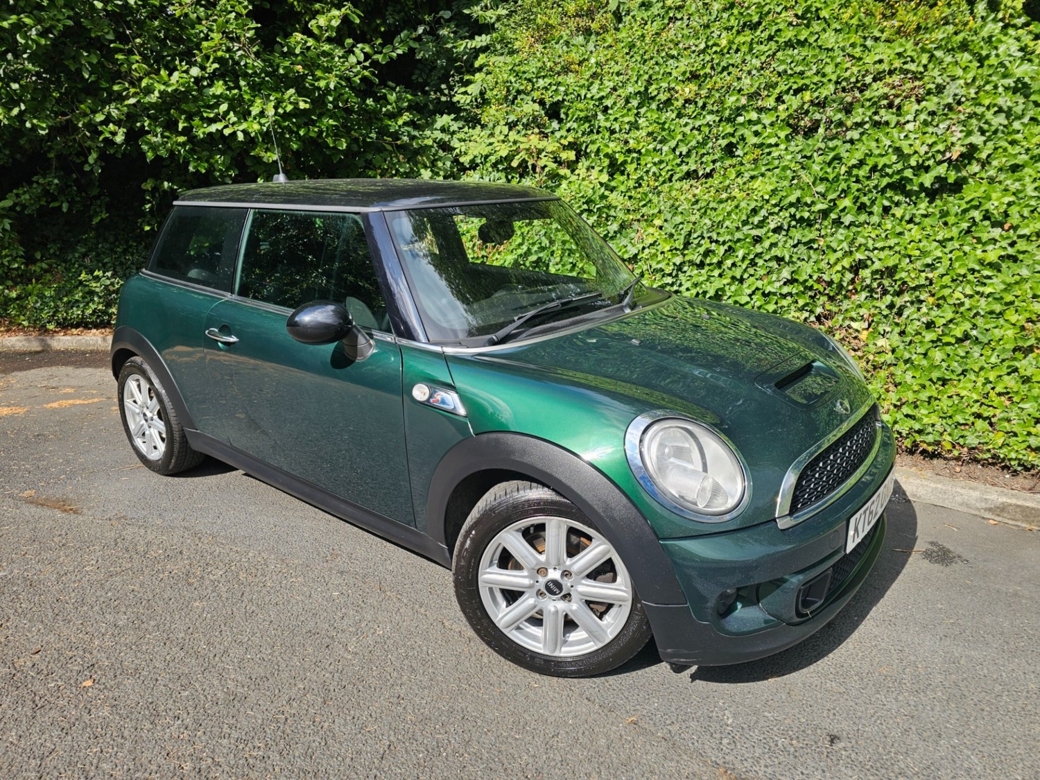 MINI Hatch Listing Image