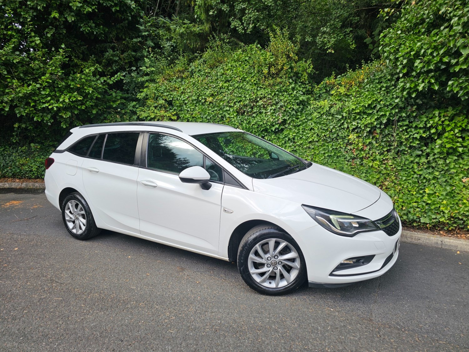 Vauxhall Astra Listing Image