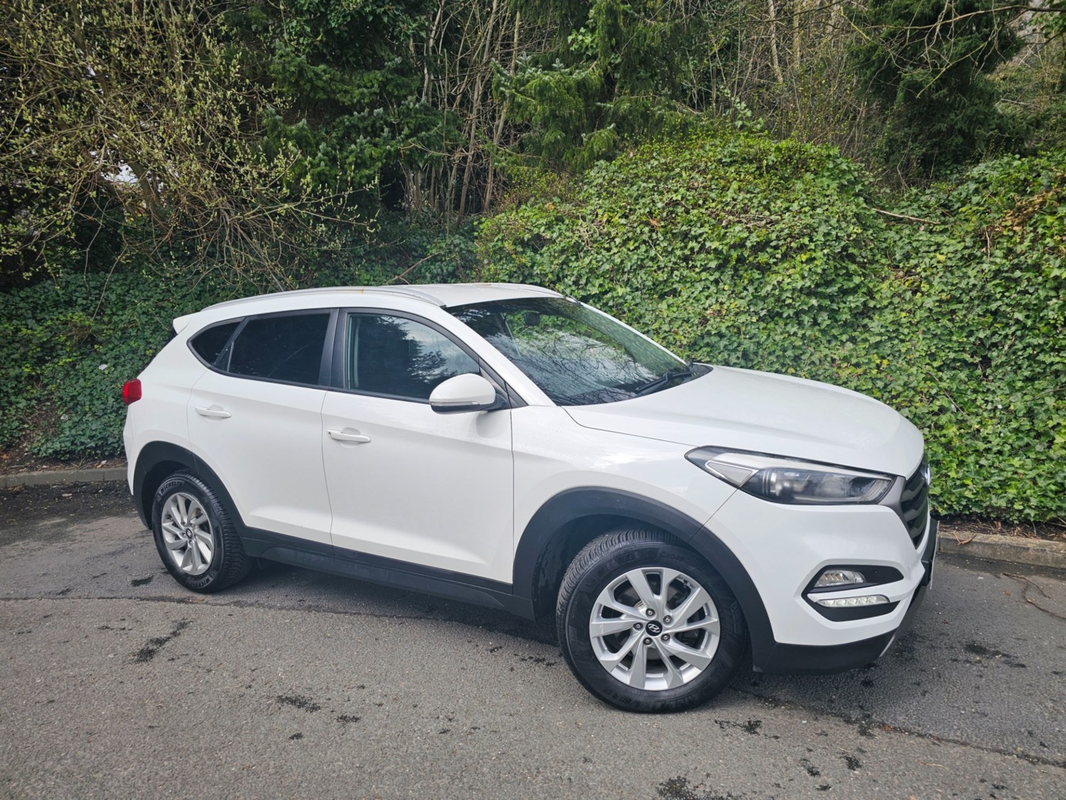 Hyundai TUCSON Listing Image