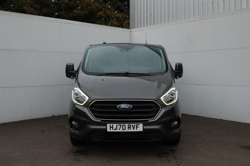 Ford Transit Custom Listing Image