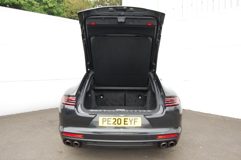 Porsche Panamera Listing Image