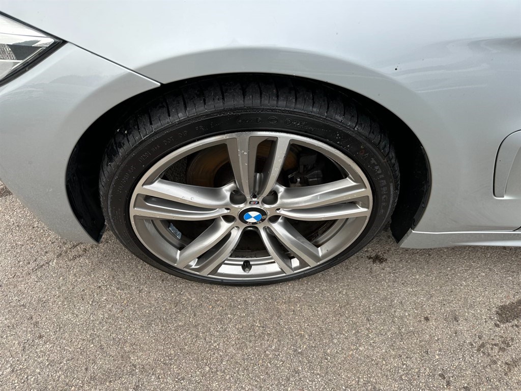 BMW 4 Series Listing Image