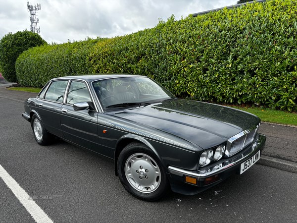 Jaguar XJ Listing Image