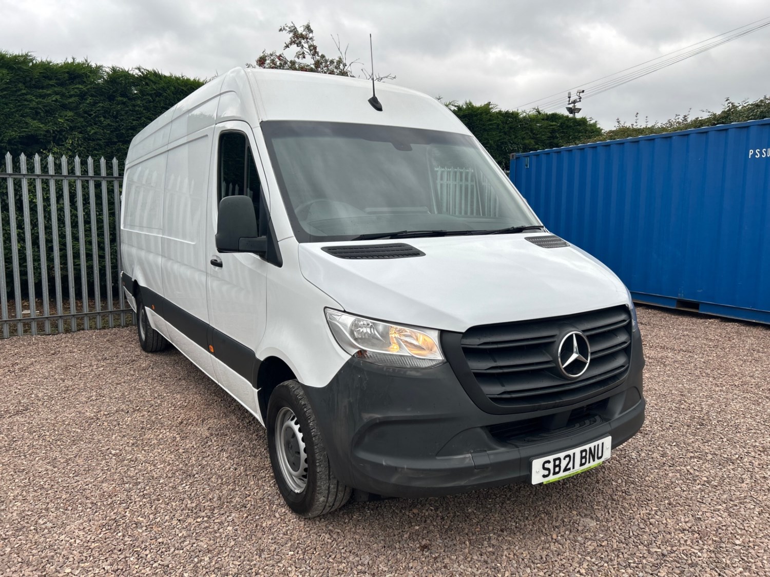 Mercedes-Benz Sprinter Listing Image