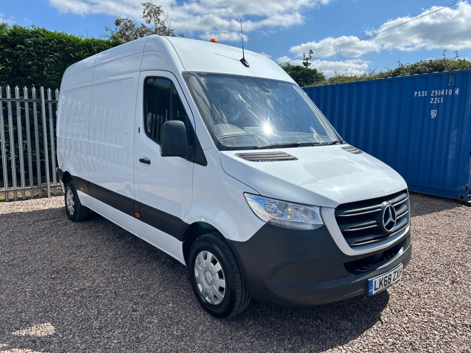 Mercedes-Benz Sprinter Listing Image