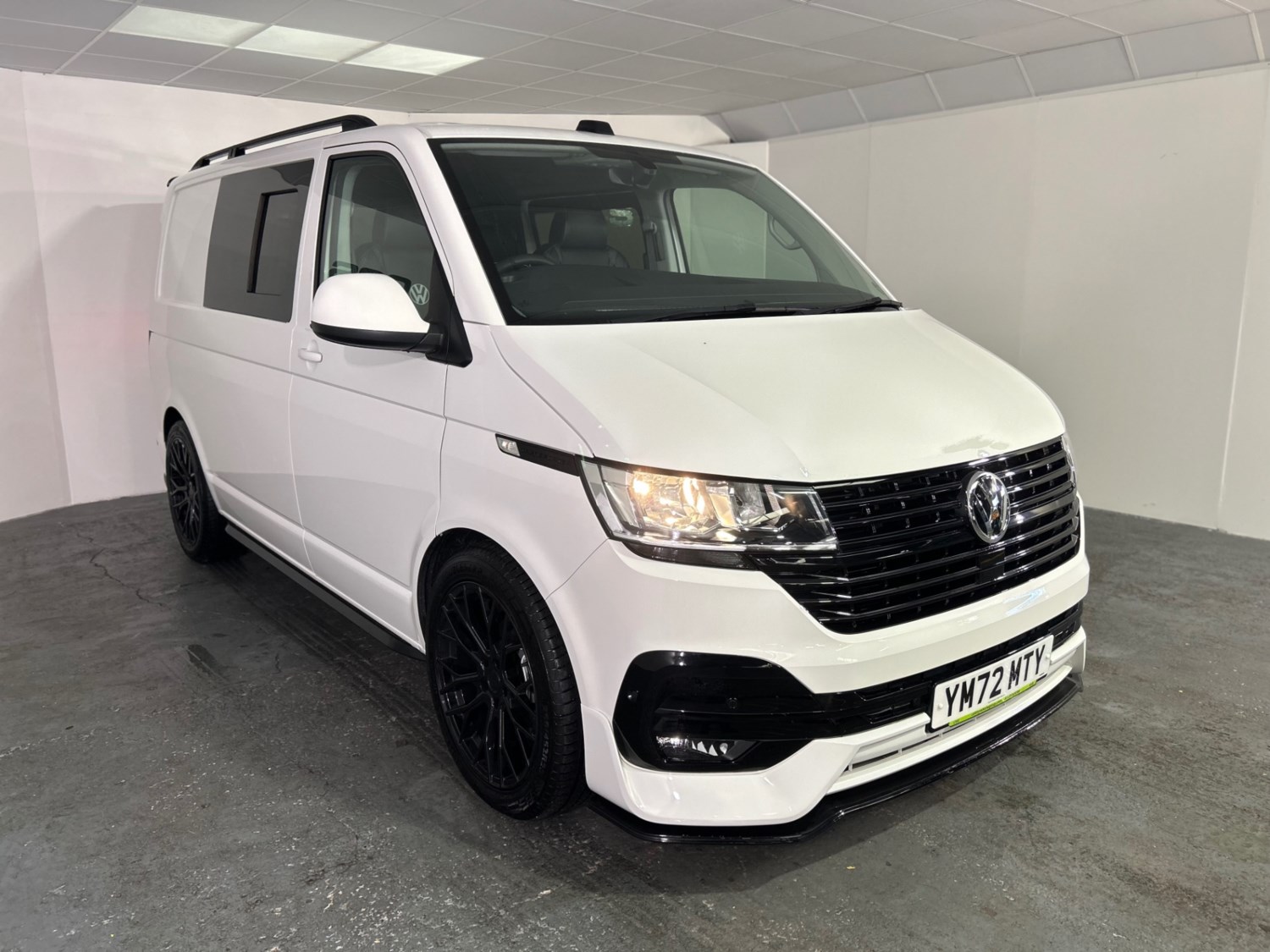 Volkswagen Transporter Listing Image