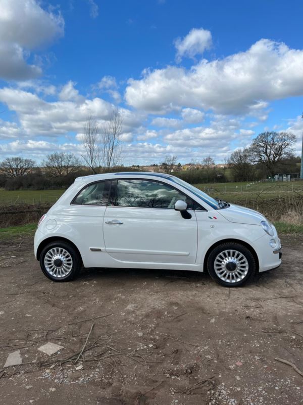 2010 (60) Fiat 500 1.2 Lounge 3dr Dualogic [Start Stop] For Sale In Waltham Abbey, Essex