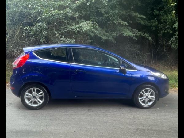 2015 (65) Ford Fiesta 1.25 82 Zetec 3dr For Sale In Waltham Abbey, Essex