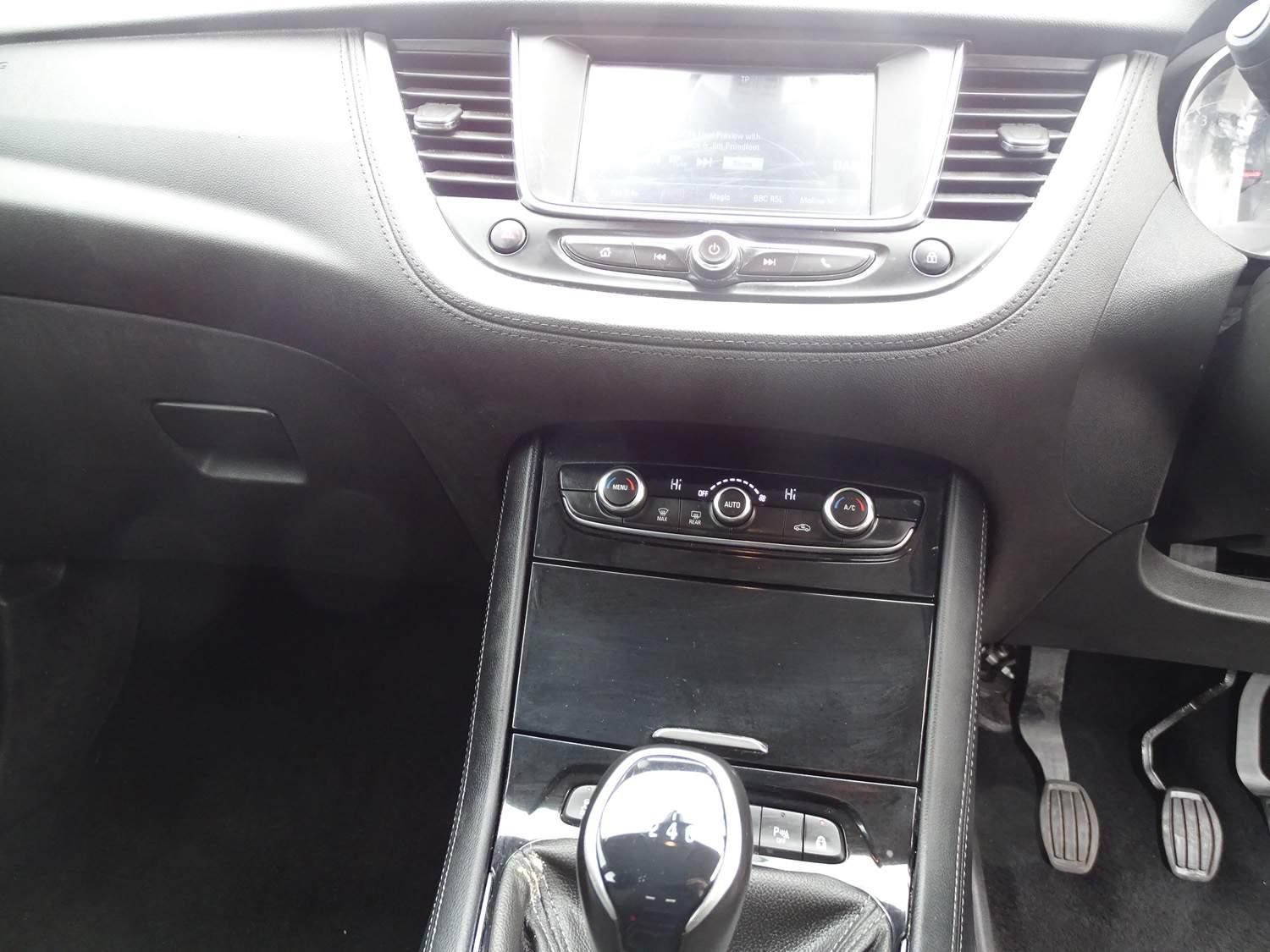 Vauxhall Grandland X Listing Image