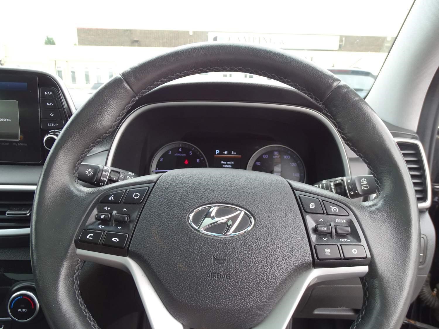 Hyundai TUCSON Listing Image