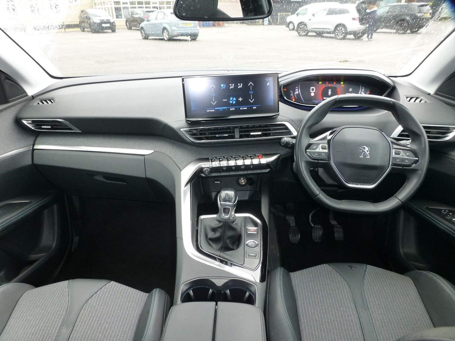 Peugeot 5008 Listing Image