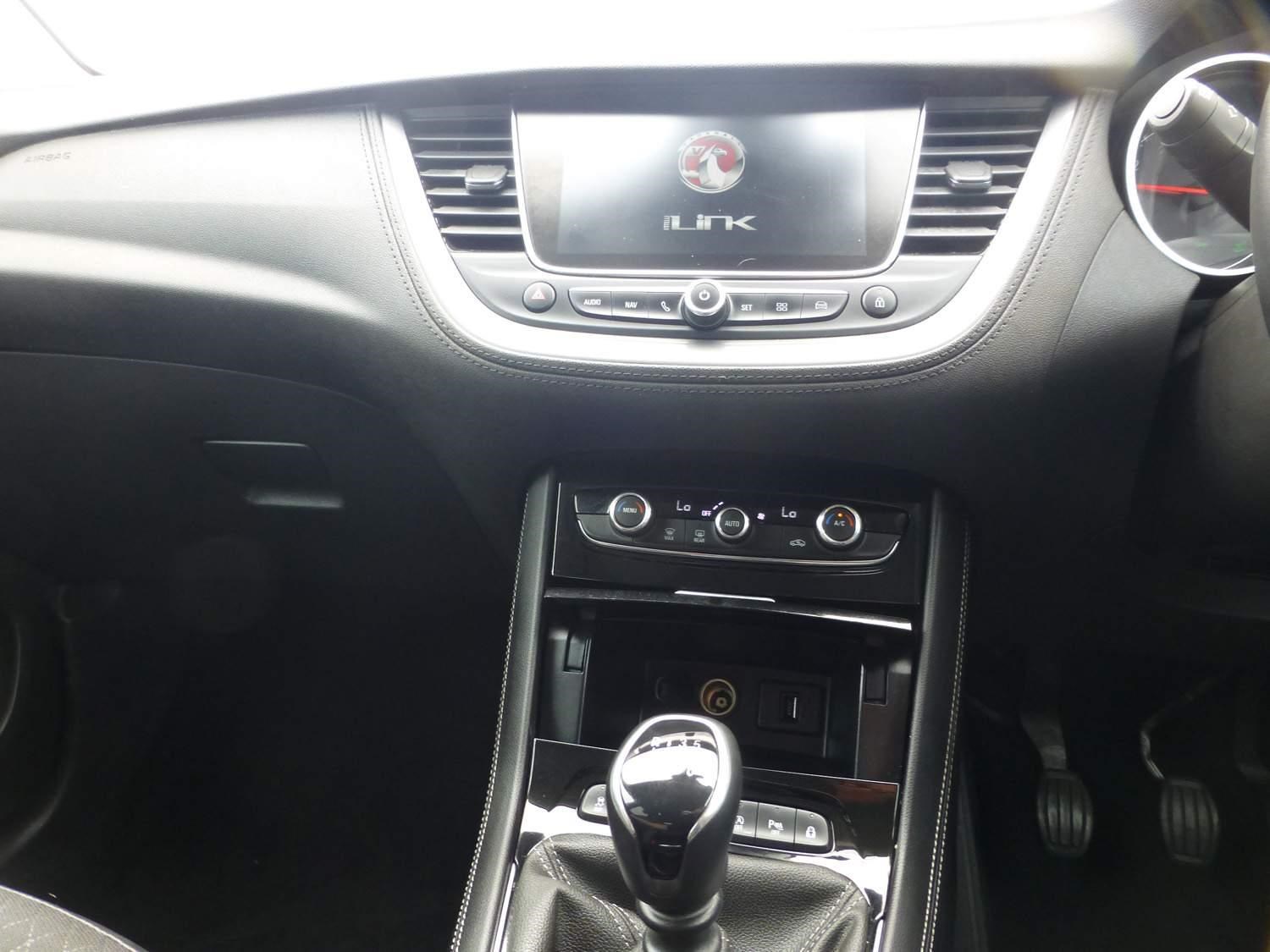 Vauxhall Grandland X Listing Image