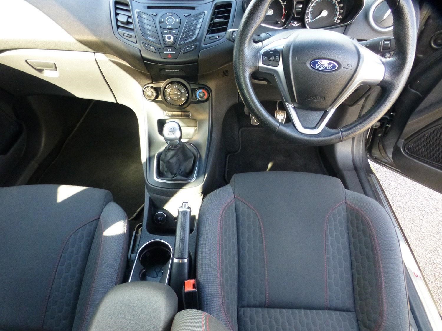 Ford Fiesta Listing Image