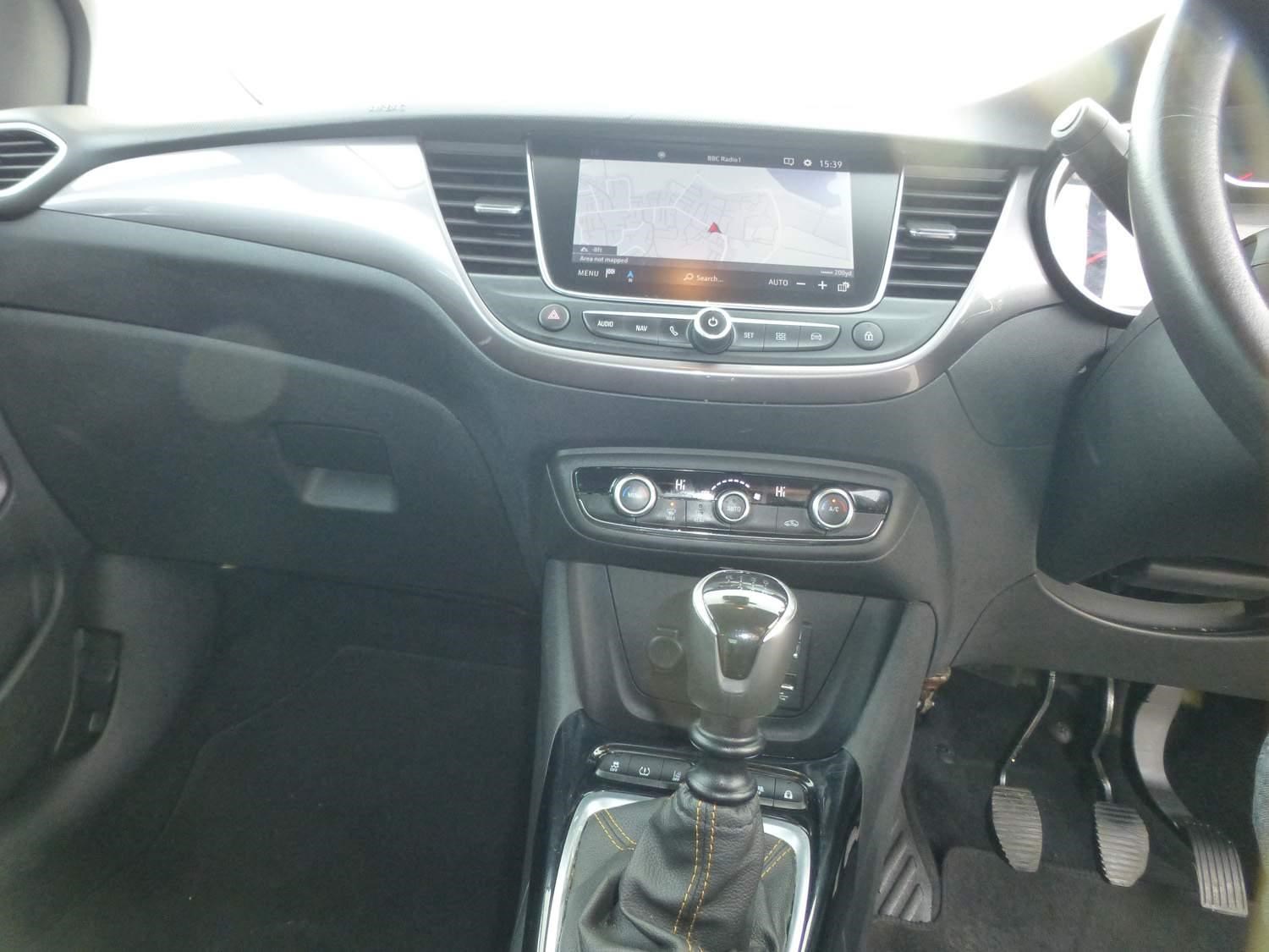 Vauxhall Crossland X Listing Image