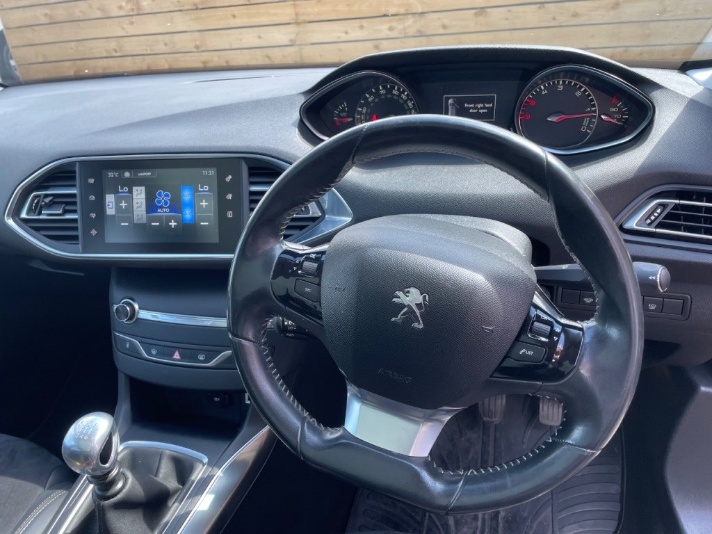 Peugeot 308 Listing Image