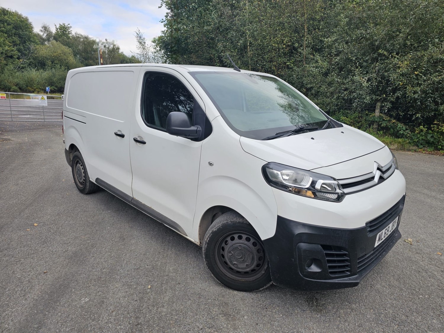 Citroen Dispatch Listing Image