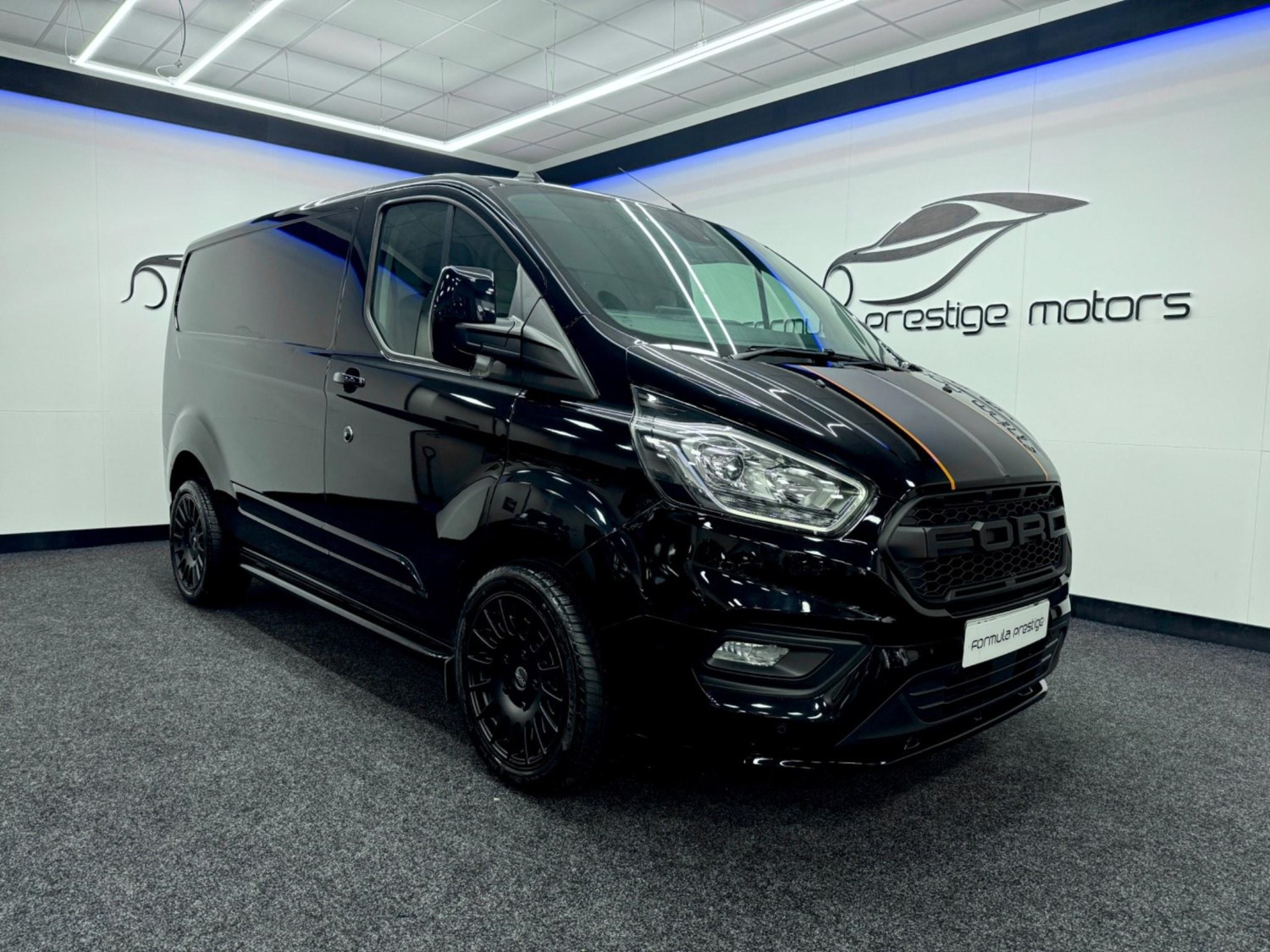 Ford Transit Custom Listing Image