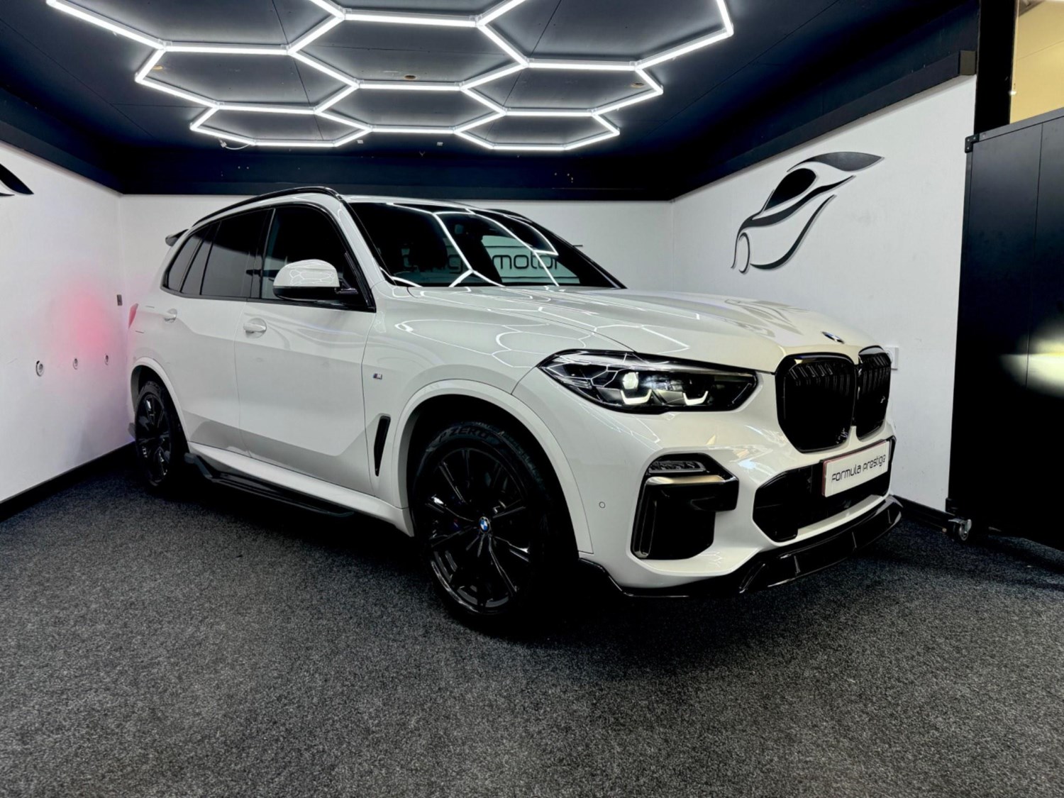 BMW X5 Listing Image