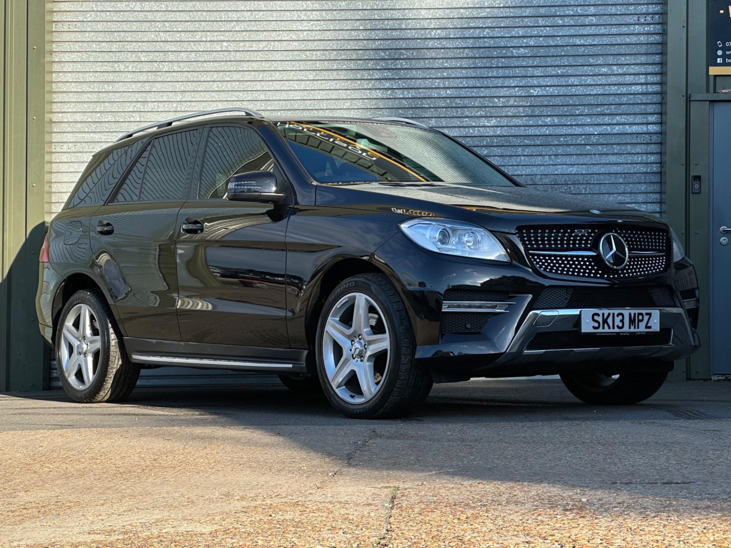 Mercedes-Benz M-Class Listing Image