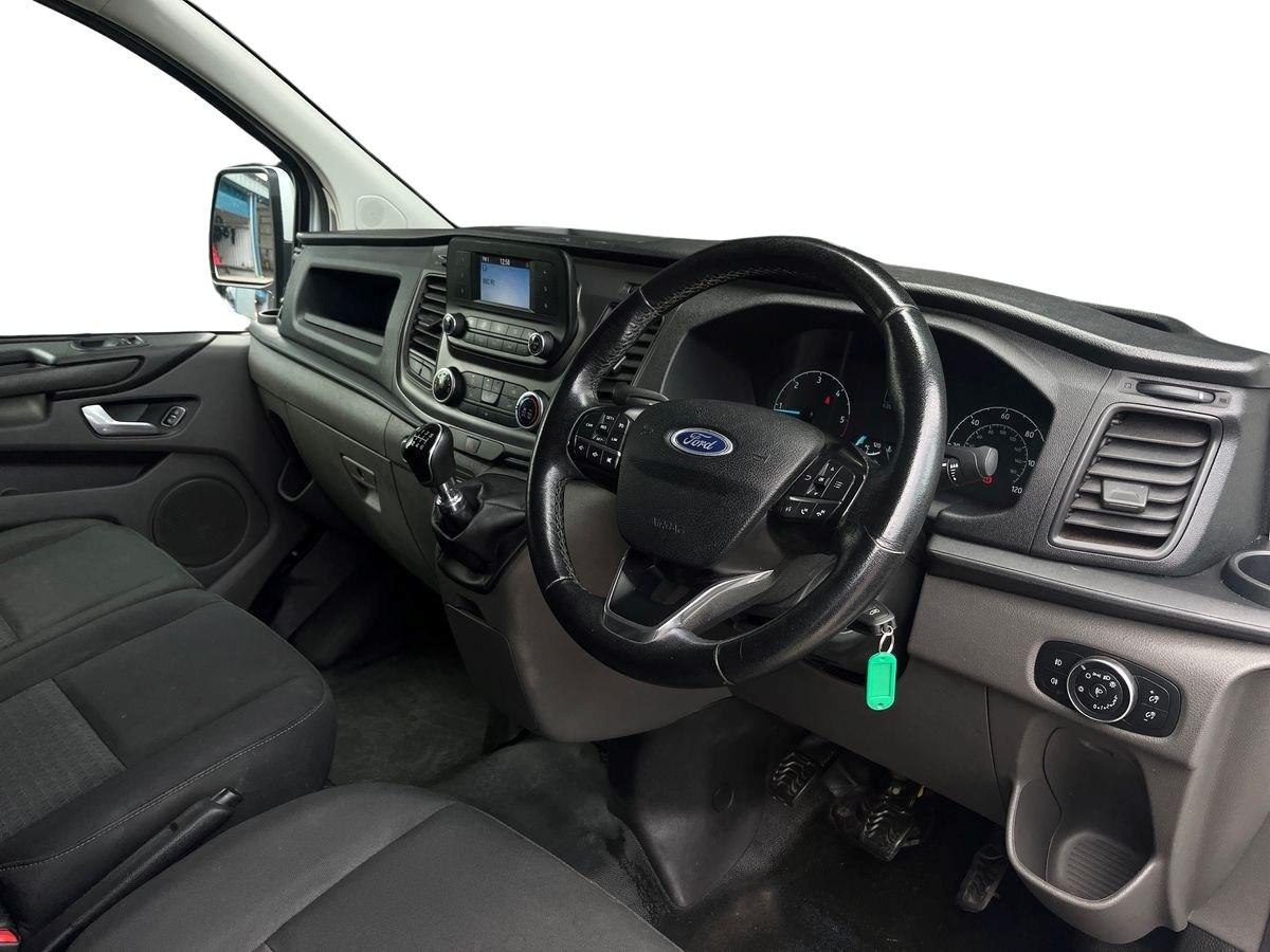 Ford Transit Custom Listing Image