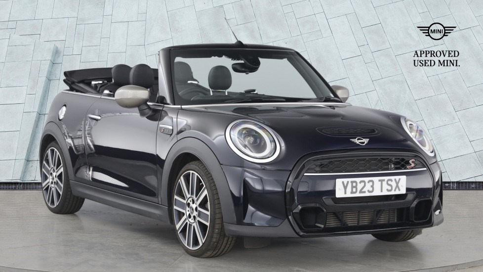 MINI Convertible Listing Image