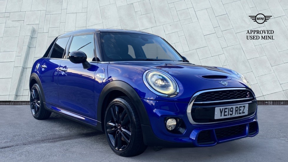 MINI Hatch Listing Image