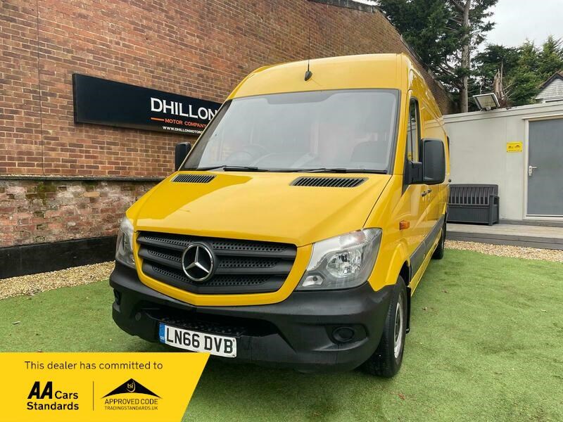 Mercedes-Benz Sprinter Listing Image