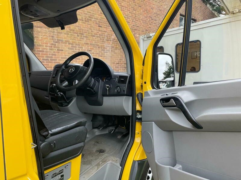 Mercedes-Benz Sprinter Listing Image