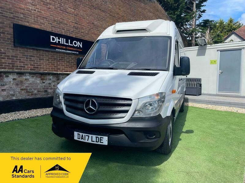 Mercedes-Benz Sprinter Listing Image