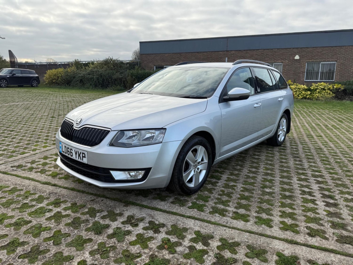 Skoda Octavia Listing Image