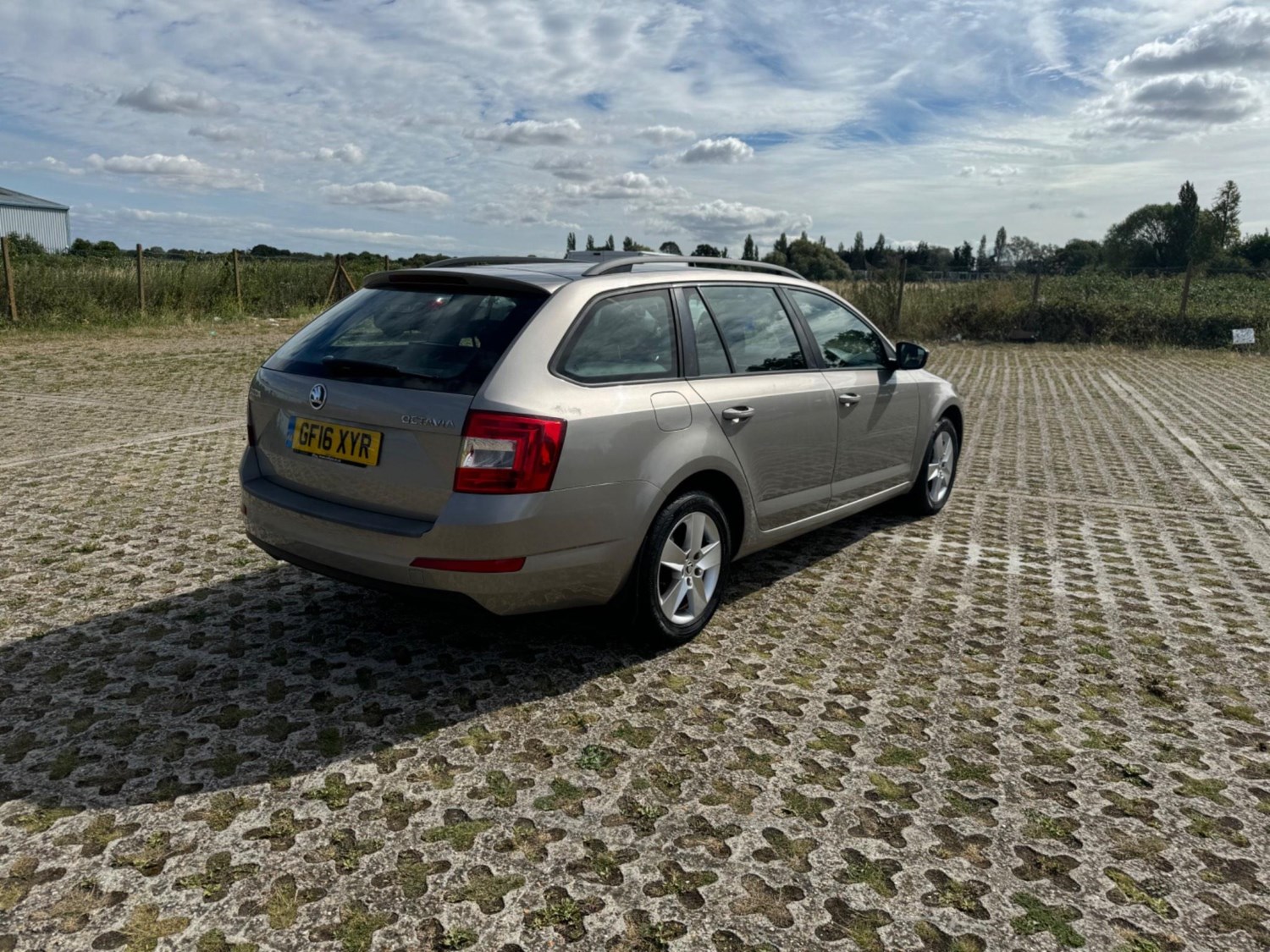 Skoda Octavia Listing Image