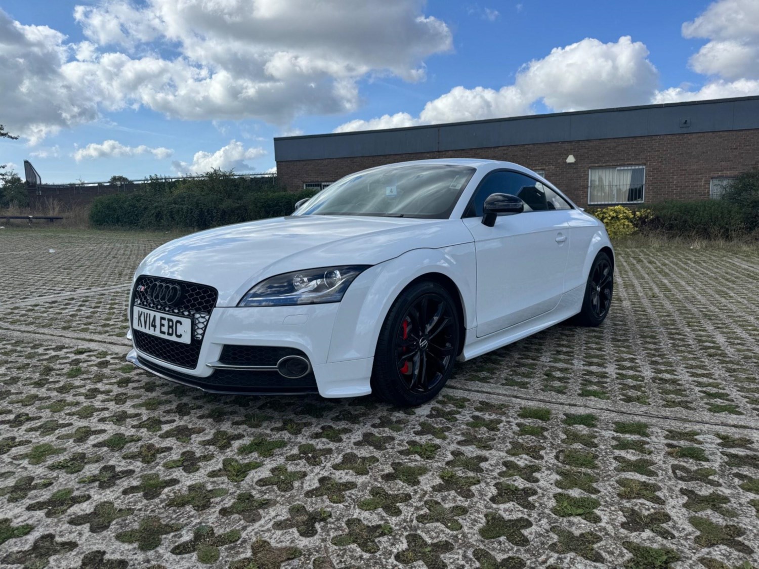 Audi TTS Listing Image