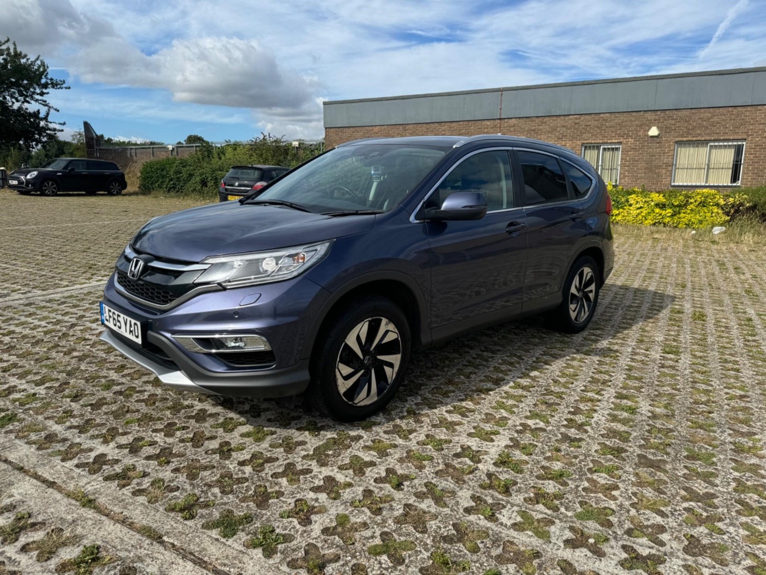 Honda CR-V Listing Image